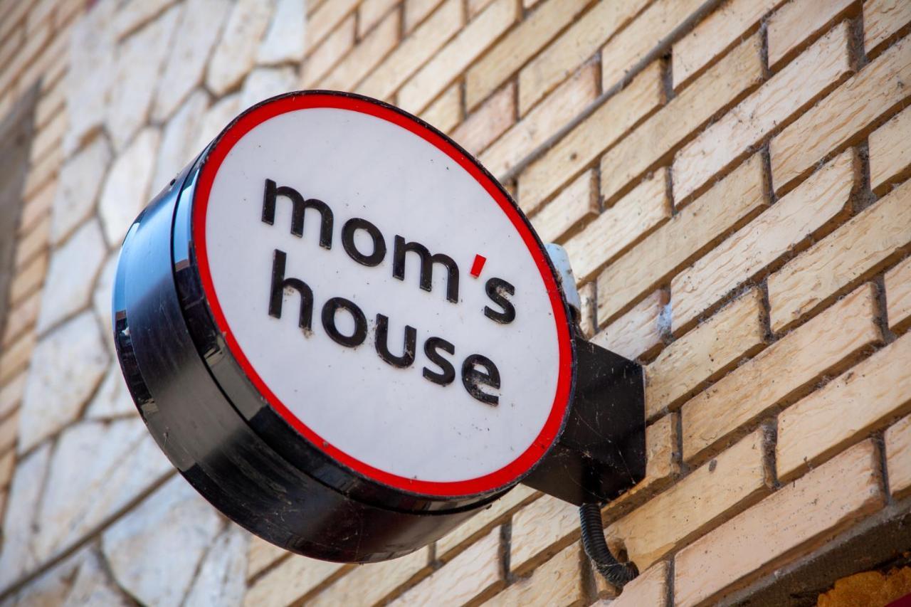 Moms House Hotel Galambóc Kültér fotó