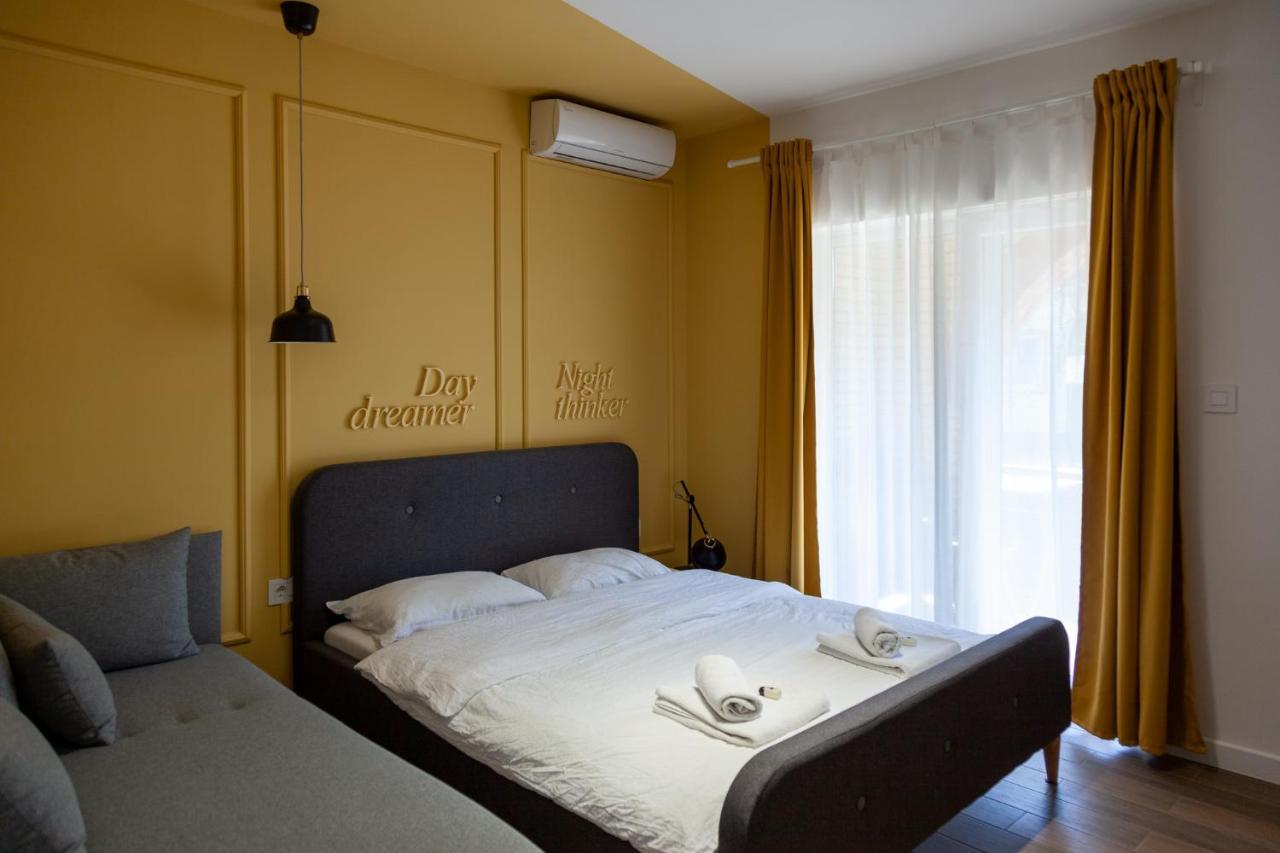 Moms House Hotel Galambóc Kültér fotó